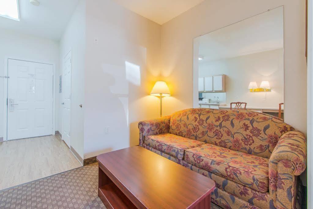 Intown Suites Extended Stay Colorado Springs Luaran gambar