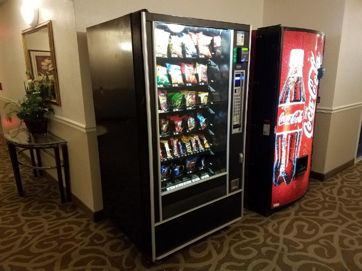 Intown Suites Extended Stay Colorado Springs Luaran gambar